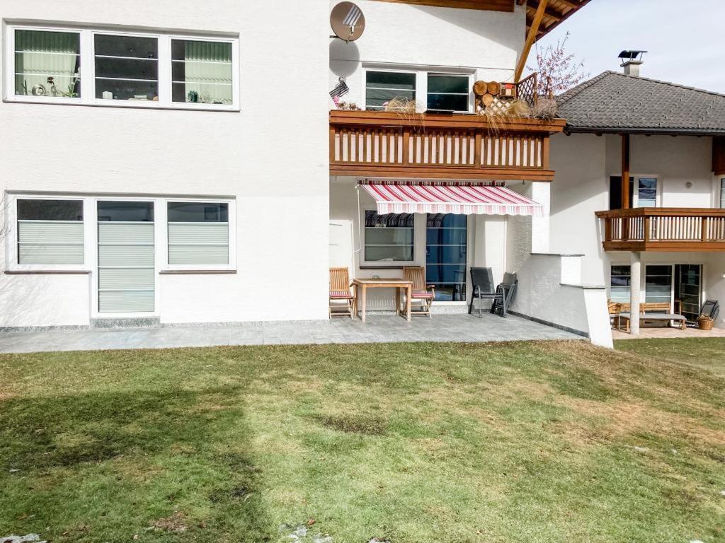 Ferienwohnung Olympia Axams Innsbruck Esterno foto